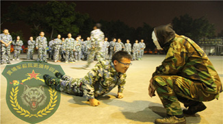 新產(chǎn)業(yè)海外營銷中心73人到黃埔軍校拓展基地進(jìn)行